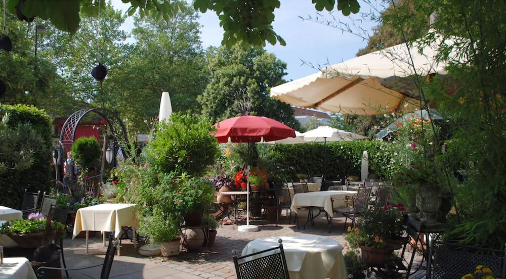 Фото Hotel Schwarzwälder Hof