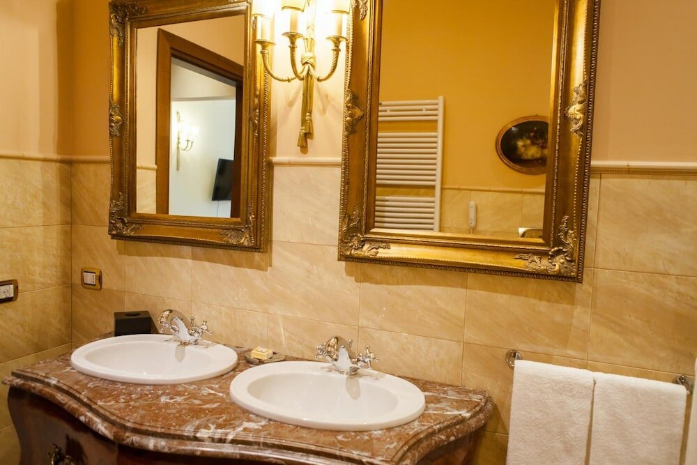 Фото Borgo Pilotti Hotel & Restaurant