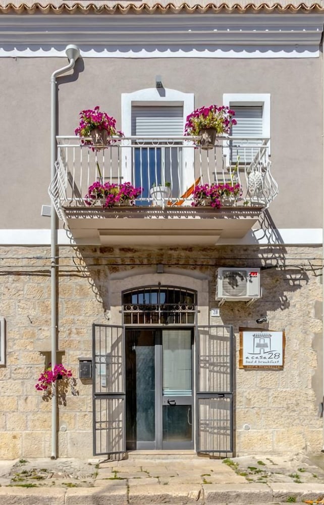 Фото A Casa 28 B&b