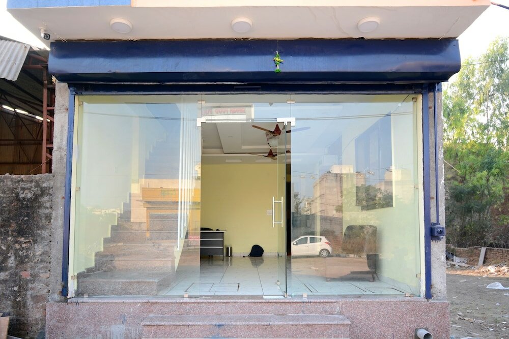 Фото Oyo 22993 Hotel Ozas Grand