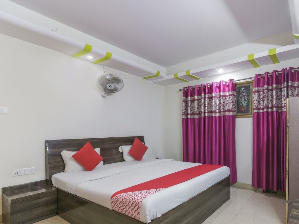 Фото Oyo 4472 Hotel Chandra Deep