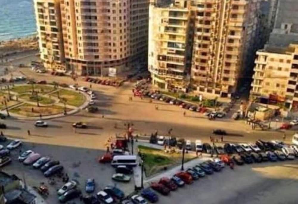 Фото Amazing Apartment Beach View Next Hilton