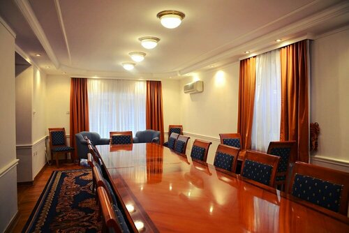 Гостиница Grand Hotel & Restaurant в Вуковаре