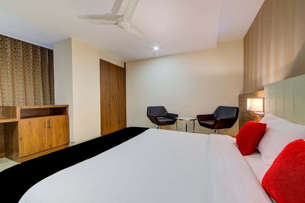 Фото Capital O 23502 Hotel Millennium Grand