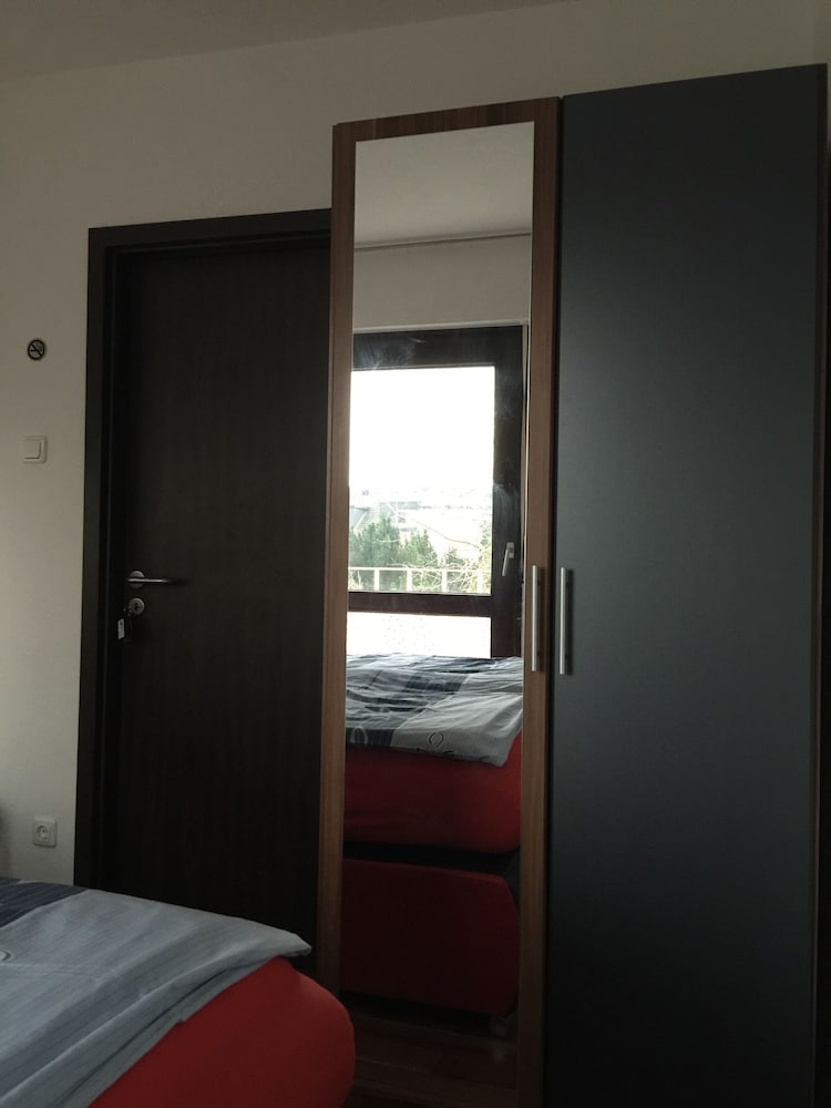 Фото Gästehaus Peterhoff