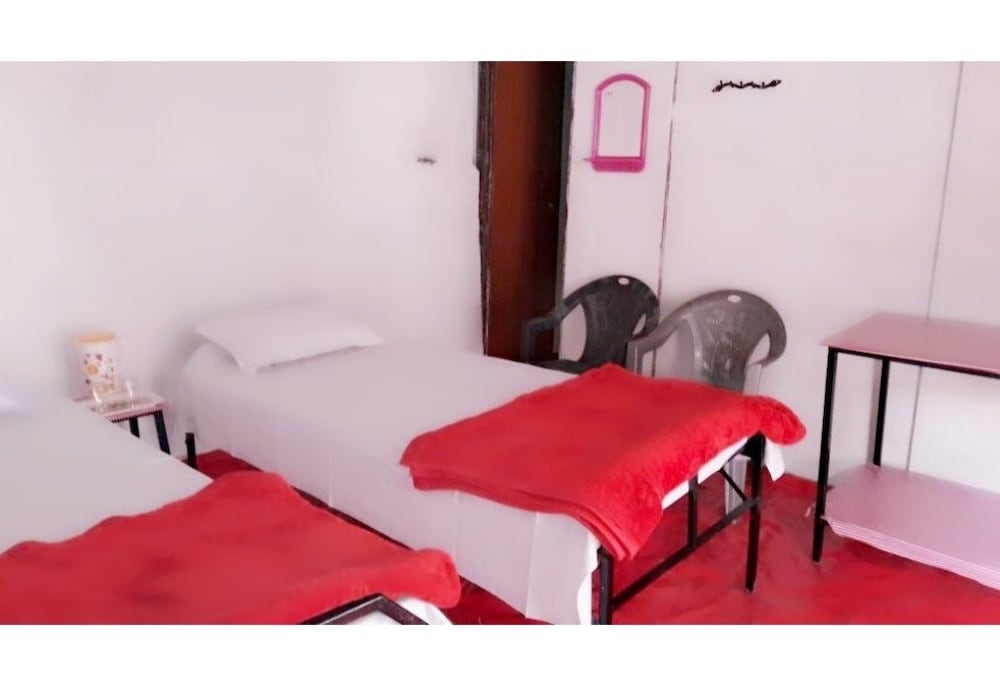 Фото Swachh Room