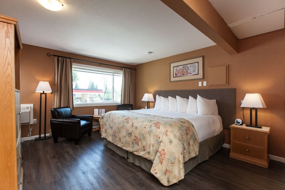 Фото Swiss Chalet Motel