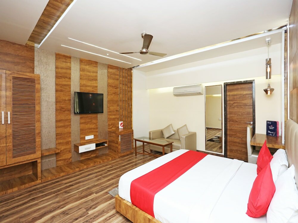 Фото Capital O 3844 Hotel Kd Palace