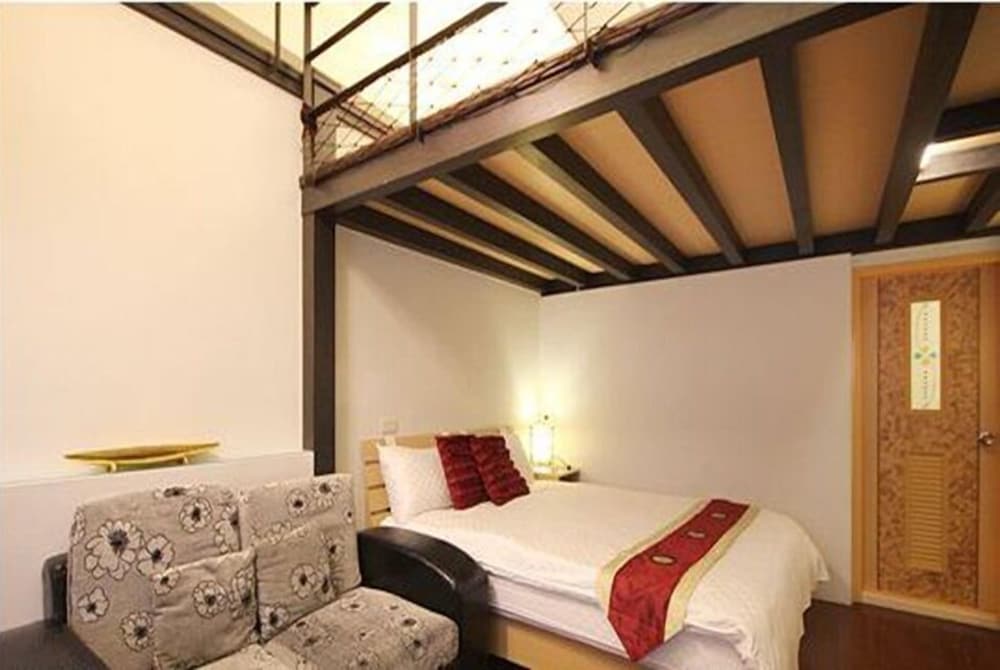 Фото Happiness Yes Hostel Ⅱ