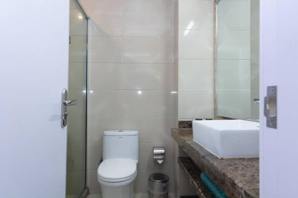 Фото Shine Apartment