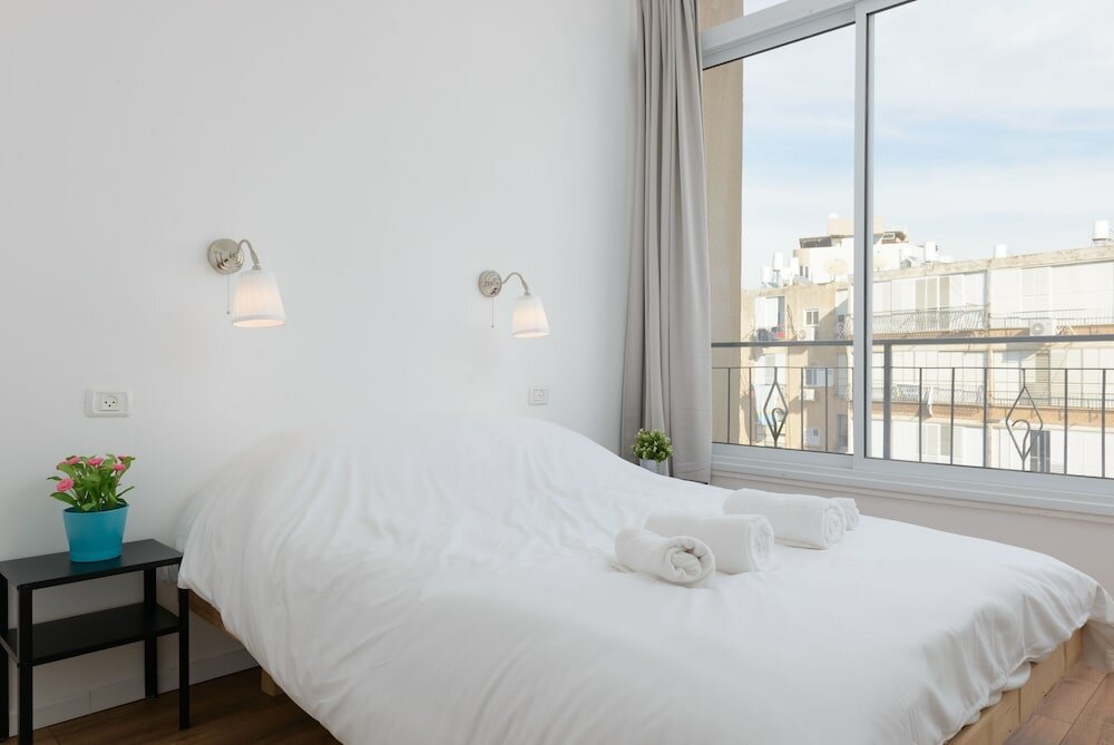 Фото Herzel beach apartment