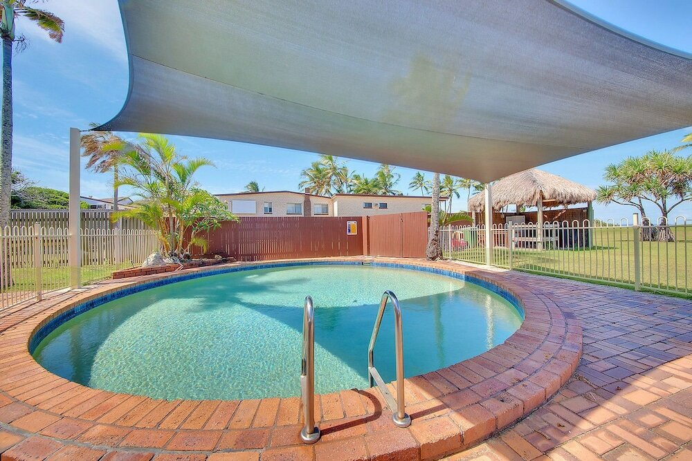 Фото Driftwood On The Beach