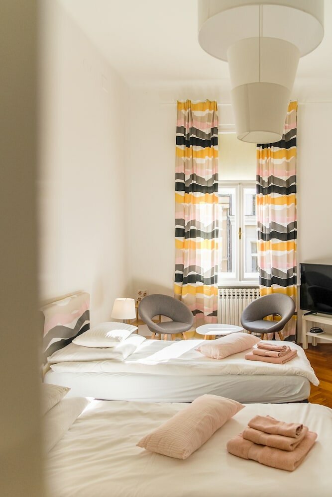 Фото Main Square Rooms