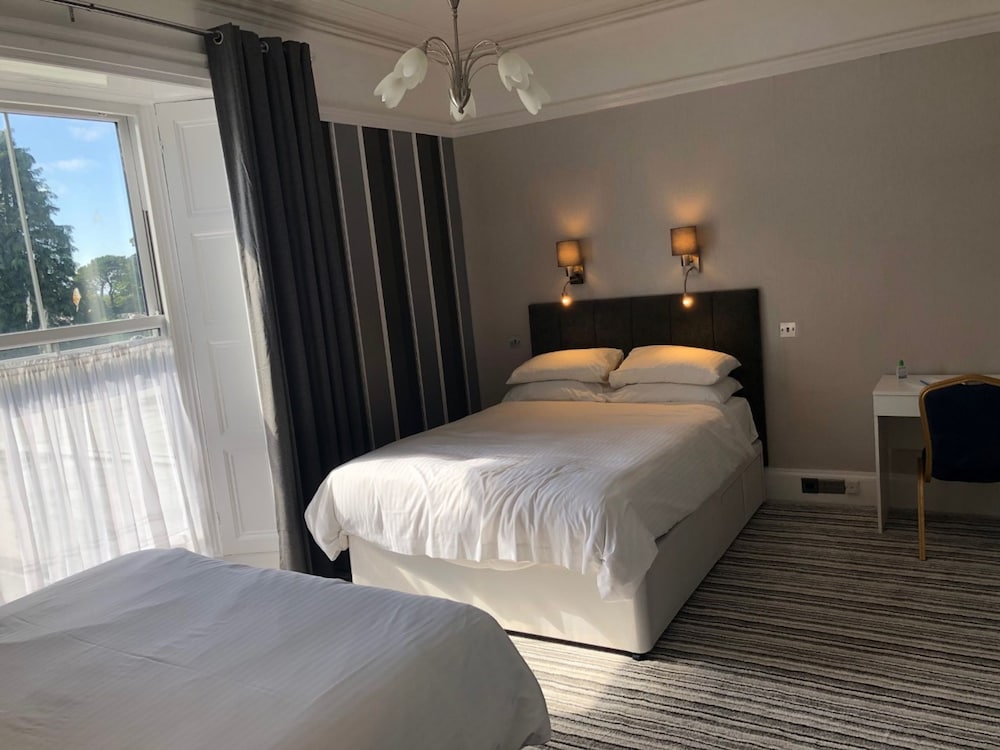 Фото The Lowenac Hotel