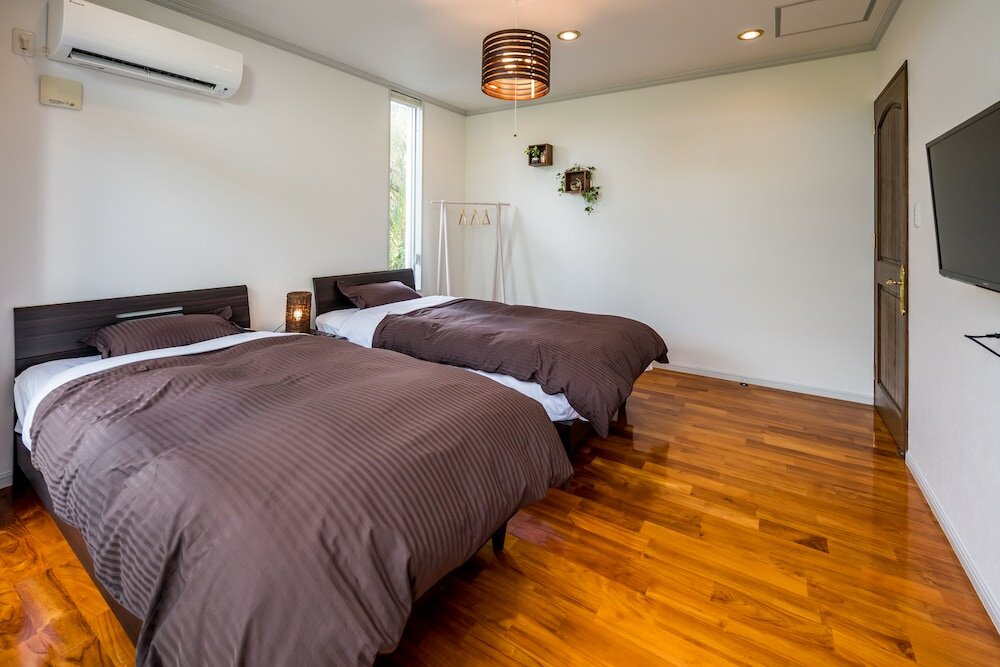 Фото E-horizon Resort Condominium Yomitan