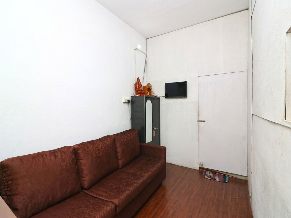 Фото Oyo 7111 Fanindra Guest House