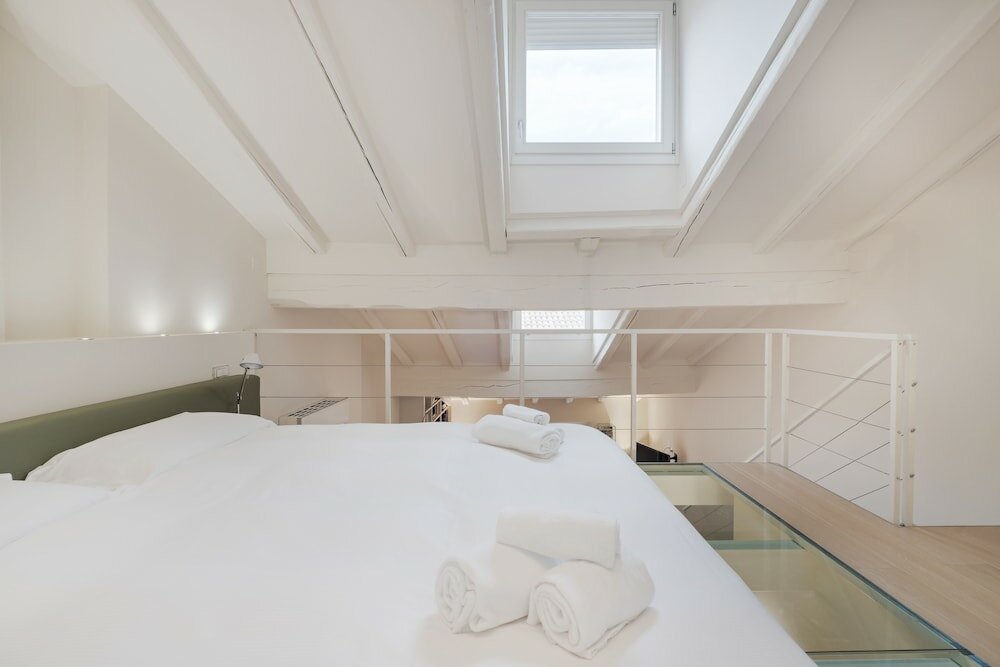 Фото In the Shadow of the Two Towers