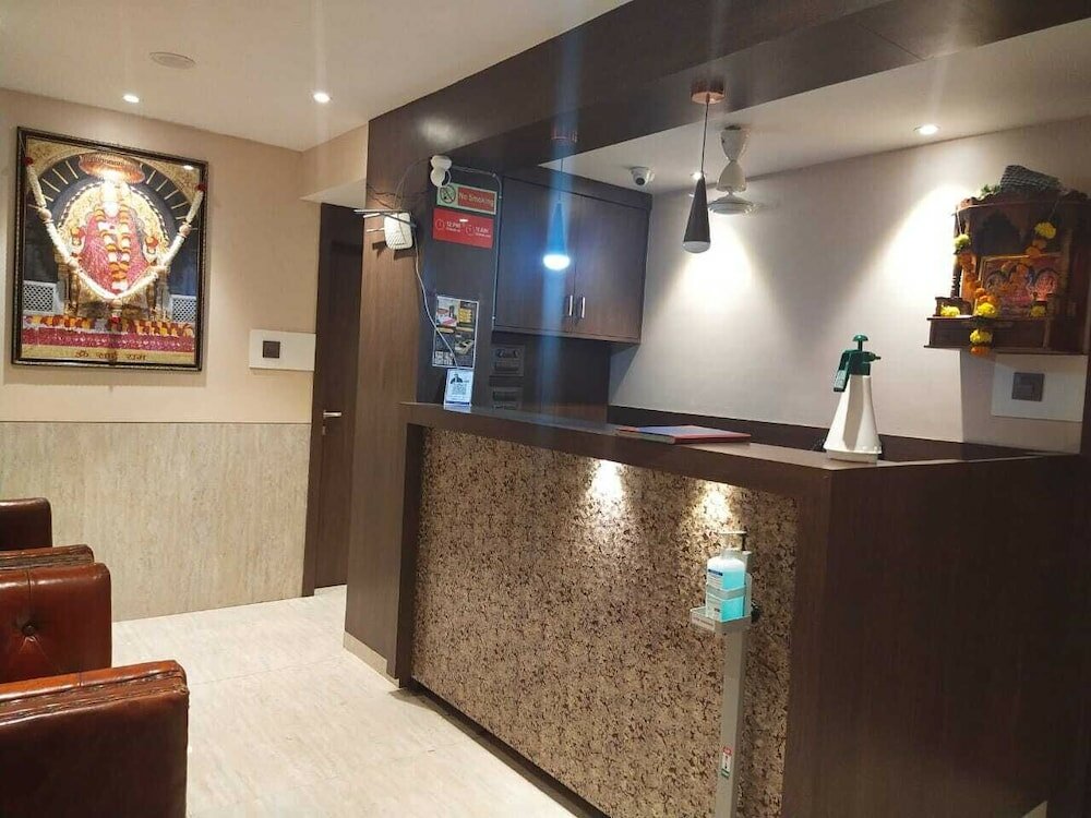 Фото Monarch Express