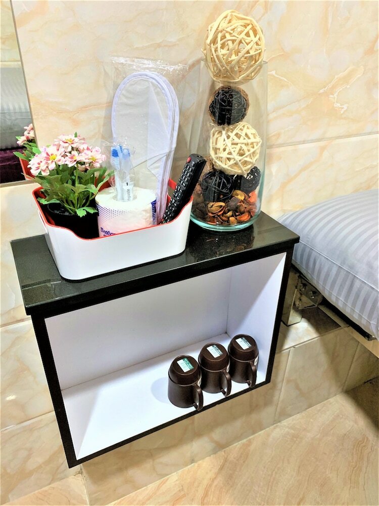 Фото Tom's Guest House