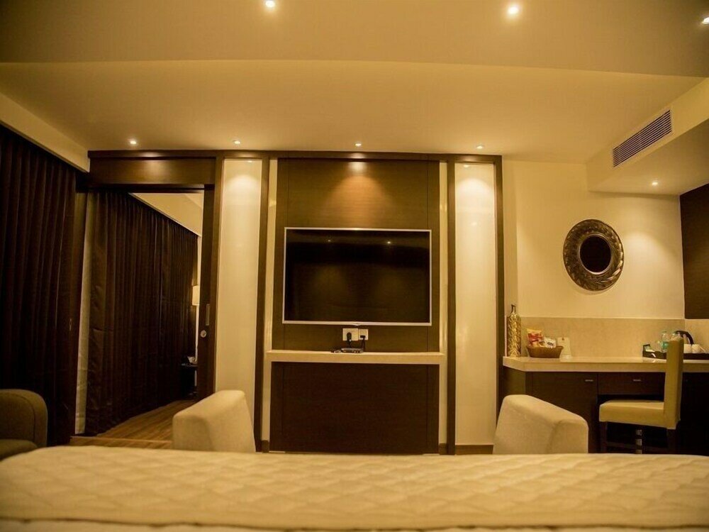 Фото S Hotels Chennai