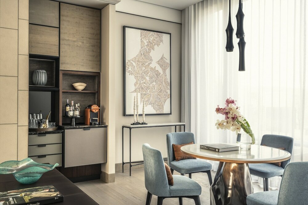 Фото Four Seasons Hotel Bangkok at Chao Phraya River