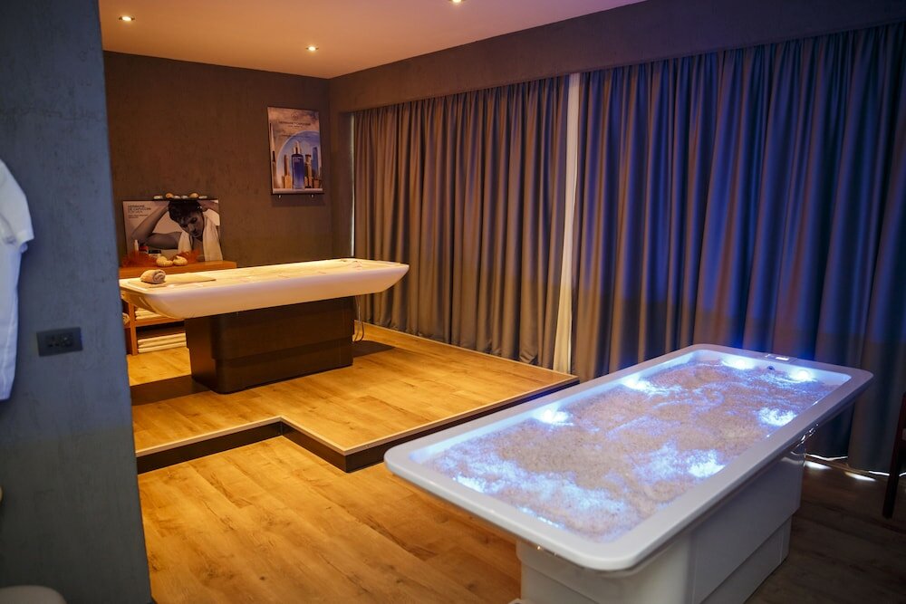 Фото Wyndham Grand Tbilisi