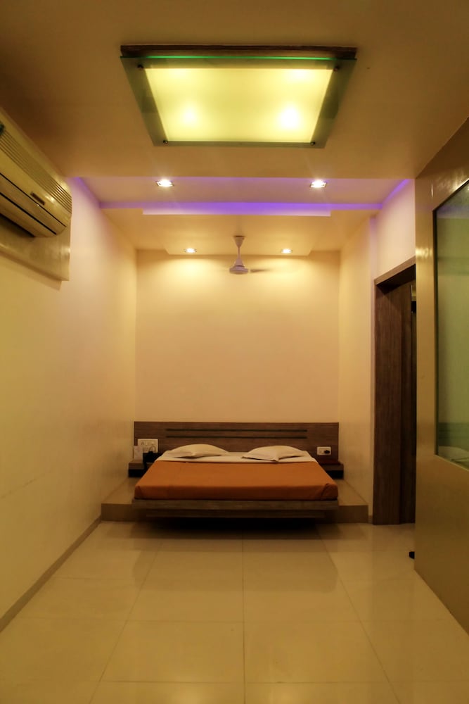 Фото Hotel Kuber