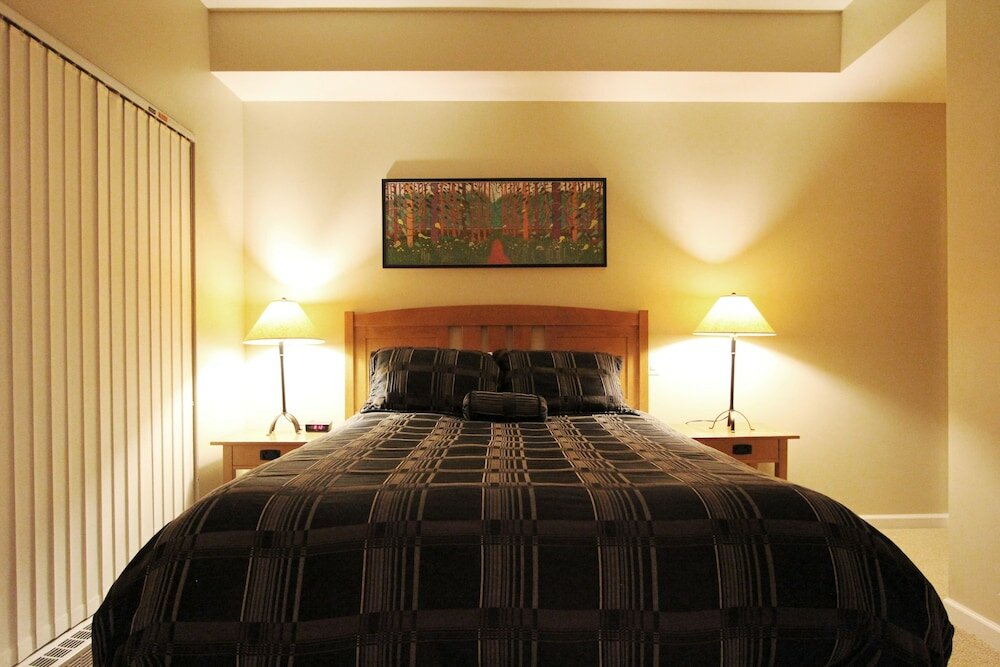 Фото Whistler Blackcomb Vr at Tyndall Stone