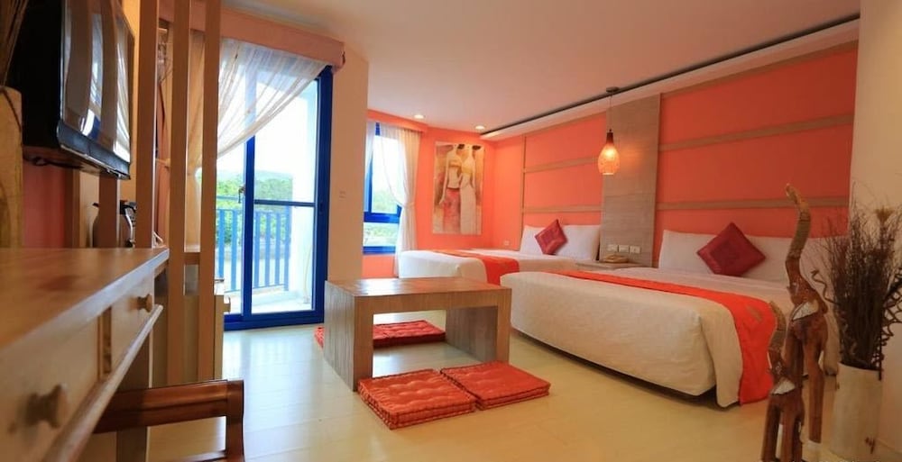 Фото Golden Sea Inn