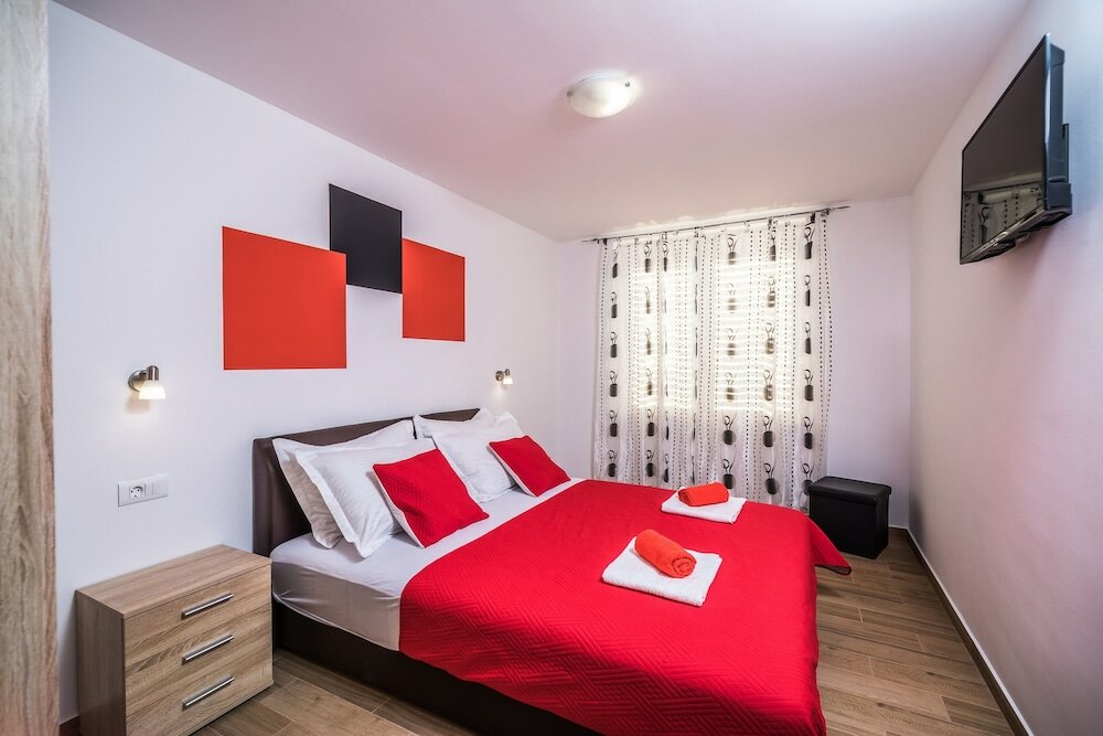 Фото Apartments Sunshine Home