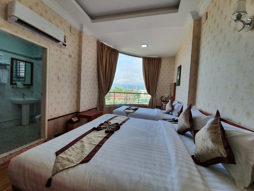 Фото Shwe Pe Ti Hotel
