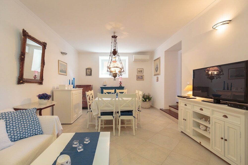 Фото Hedera Estate, Villa Hedera XI