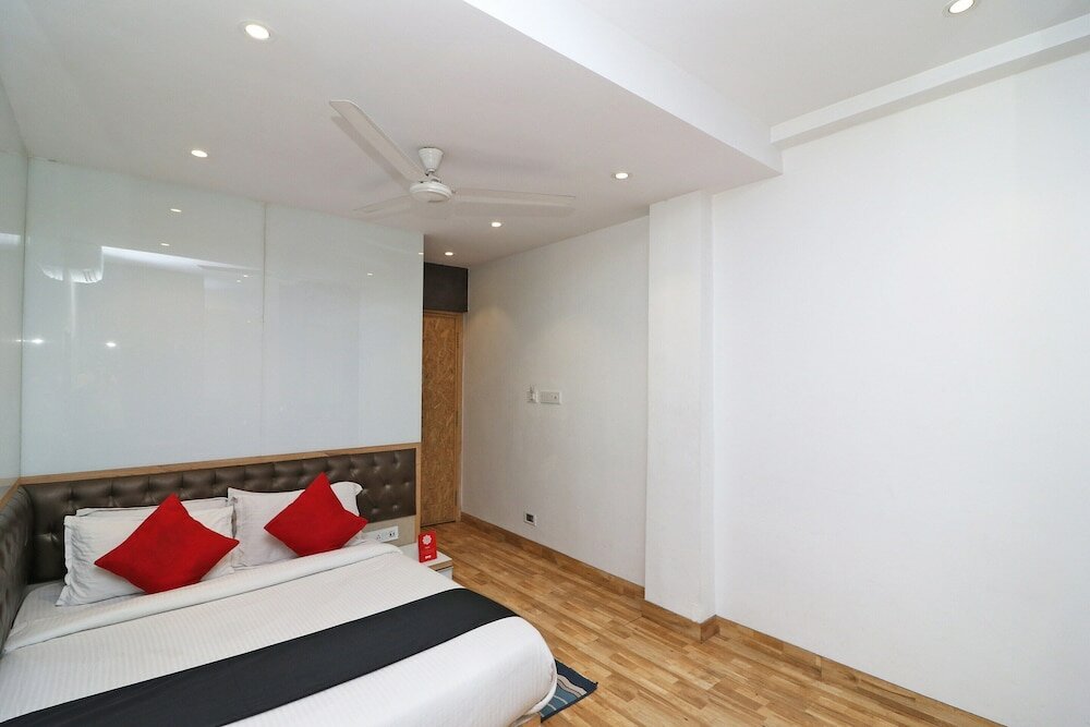 Фото Capital O 1481 Hotel Heritage