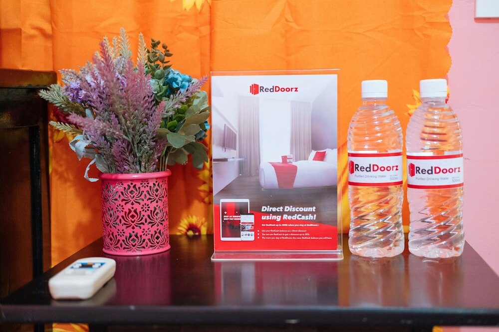 Фото RedDoorz near Puerto Prinsesa Capitol