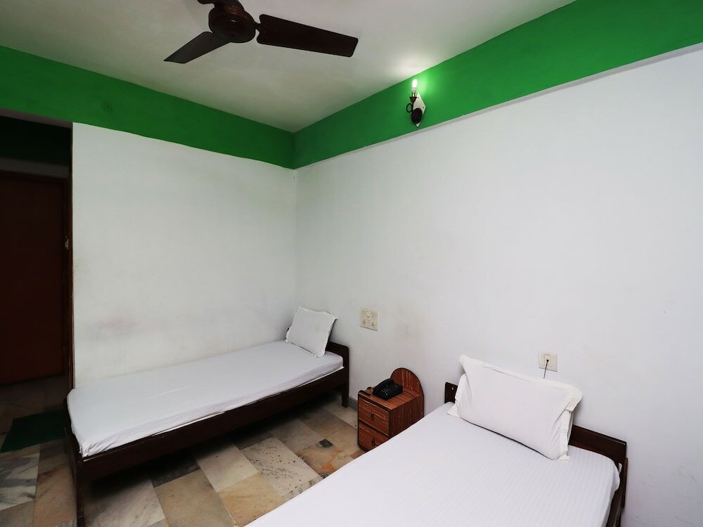 Фото Spot On 43882 Hotel Jeevak International