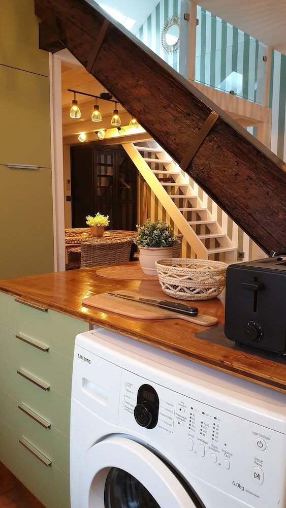 Фото Studios with Mezzanine Rua da Moeda