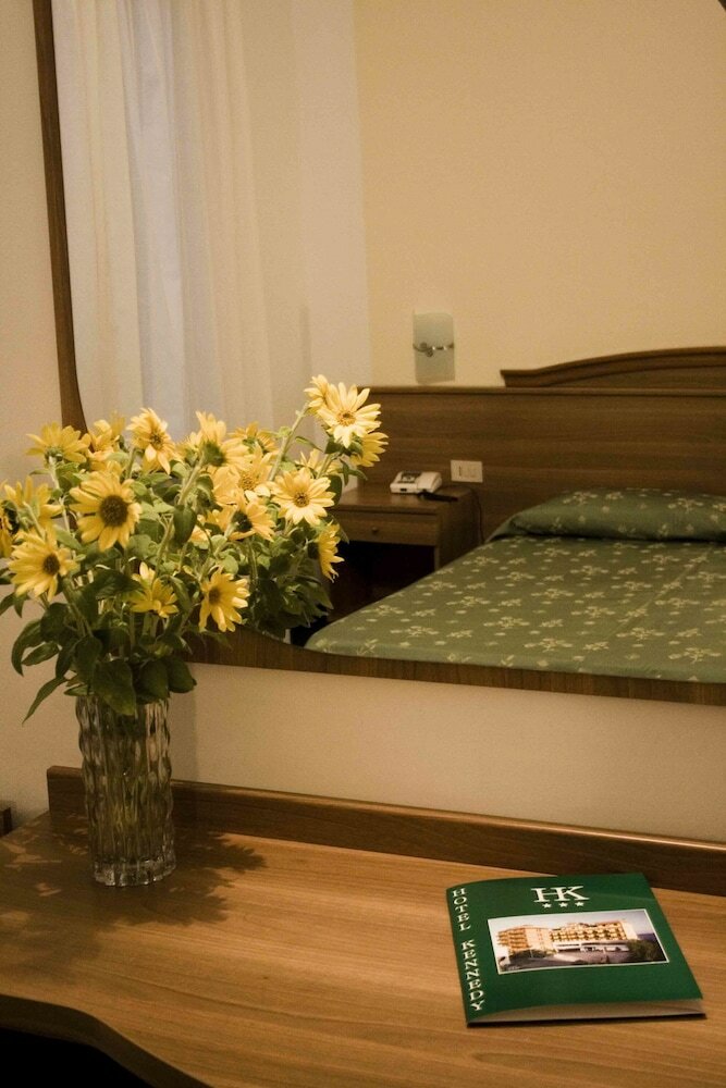 Фото Hotel Kennedy