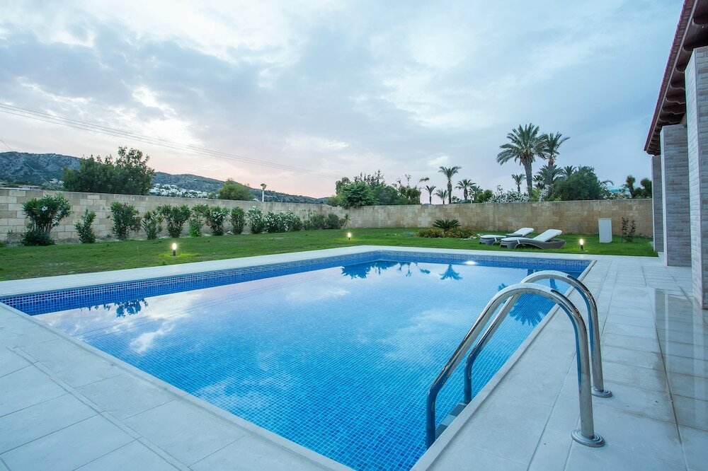 Фото Kalathos Villa