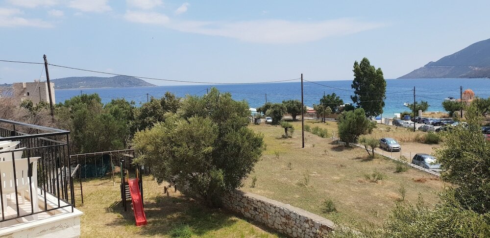 Фото Domaine Papakonstantis Apartments To Let