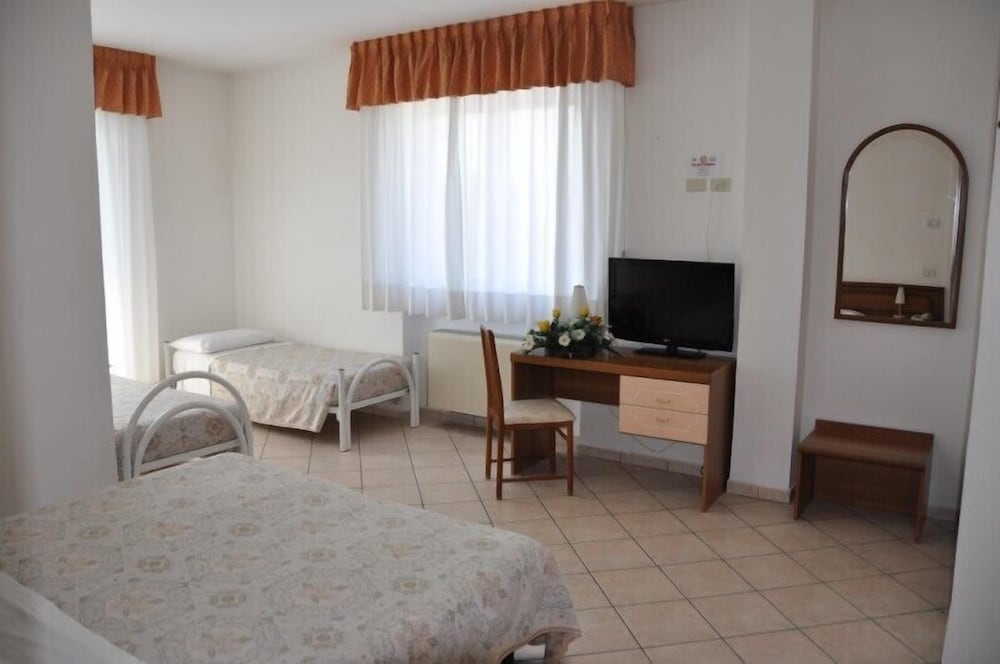 Фото Hotel Caraibi