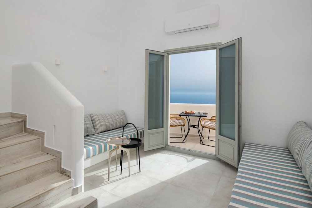 Фото Seven Suites