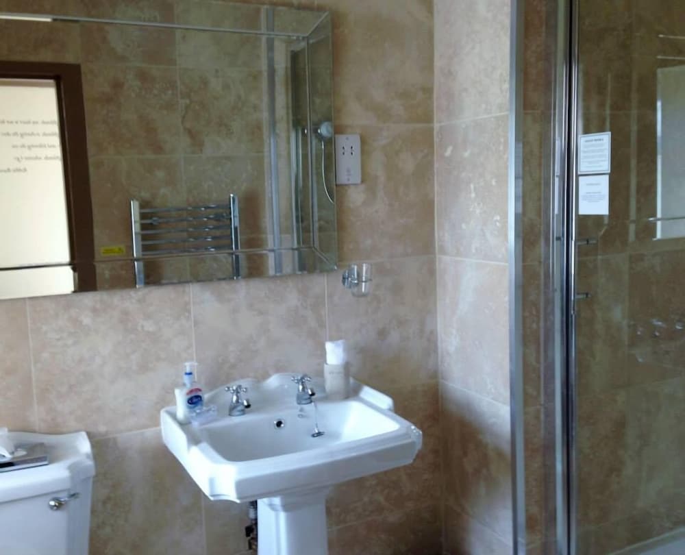 Фото Belgrave Arms Hotel