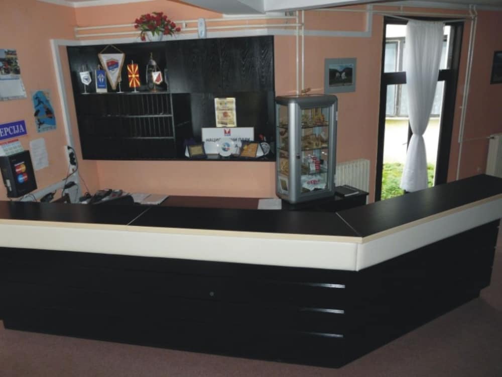 Фото Hotel Mladost