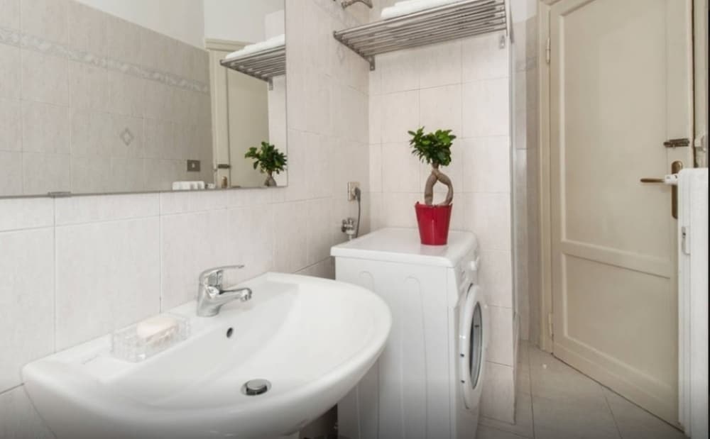 Фото Re Di Roma House