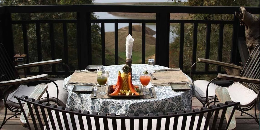 Фото Жилое Помещение Pugdundee Safaris - Denwa Backwater Escape Satpura