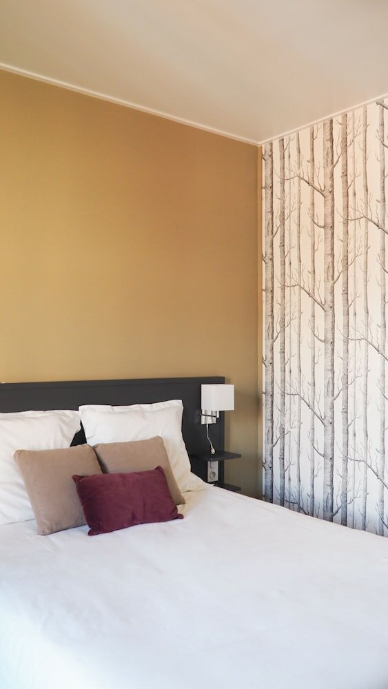 Фото Hotel Central Bastia