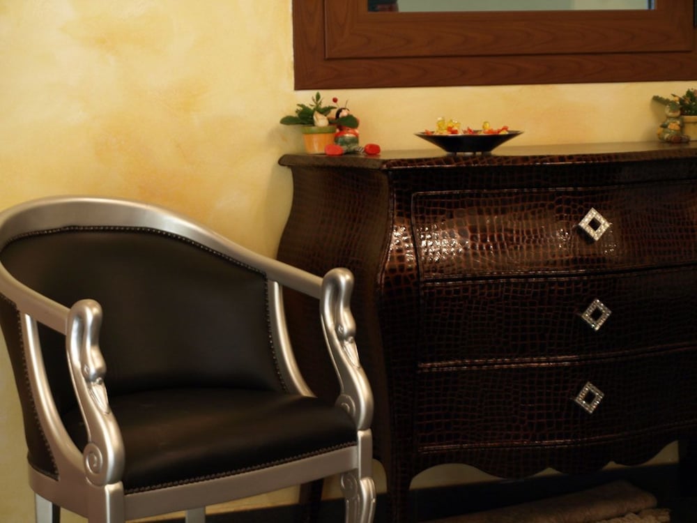 Фото Hotel Karol