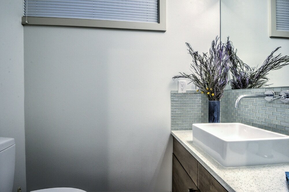 Фото Modern Home with Rooftop Oasis