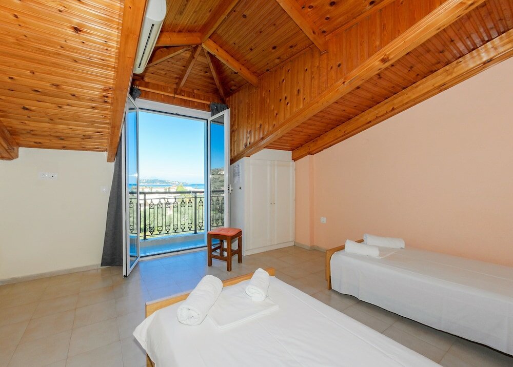 Фото Denise Studios & Apartments