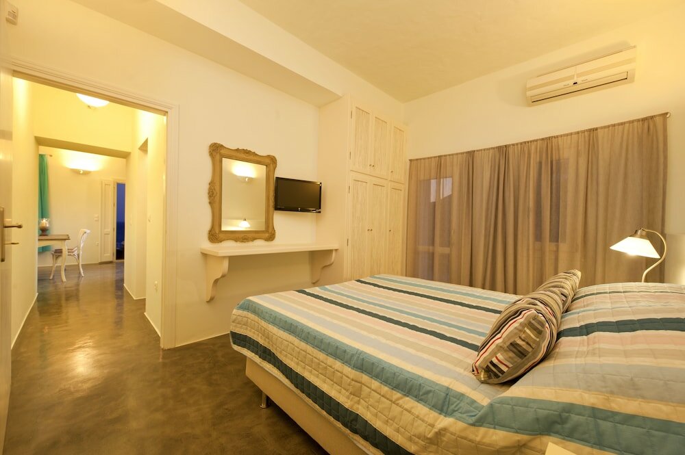 Фото Athina Ios Villa